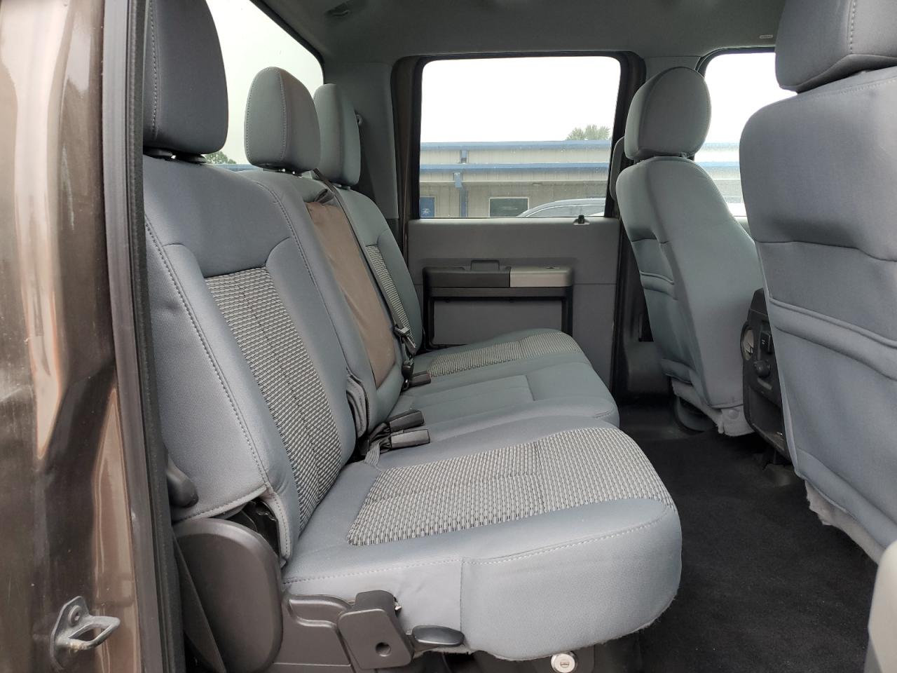 2015 Ford F250 - Image 10