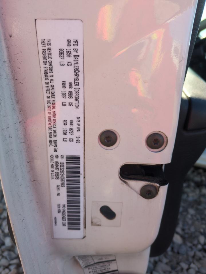 2004 Dodge Neon - Image 12