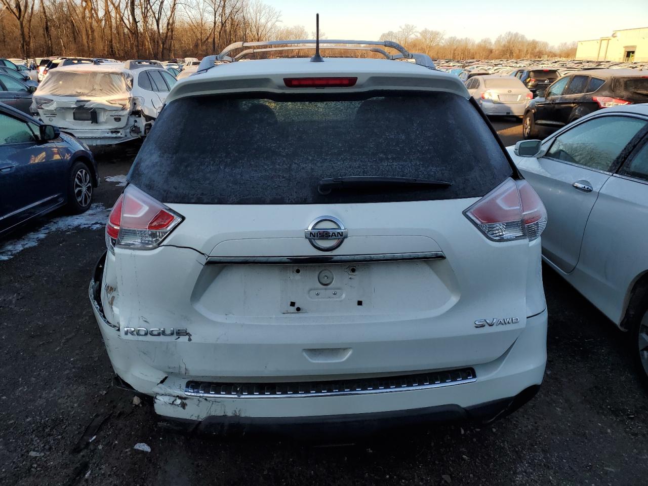 2015 Nissan Rogue - Image 6