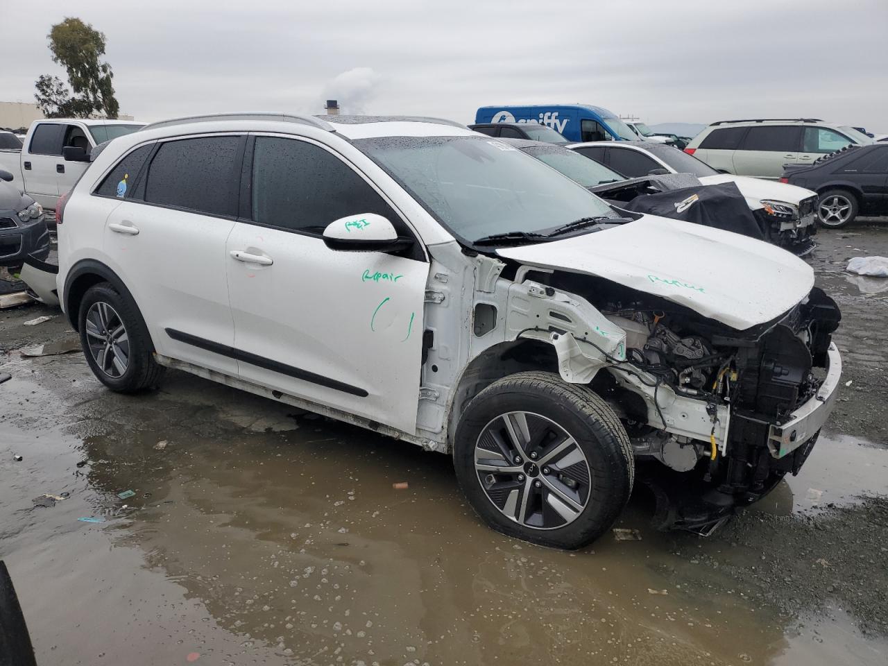 2022 Kia Niro - Image 4