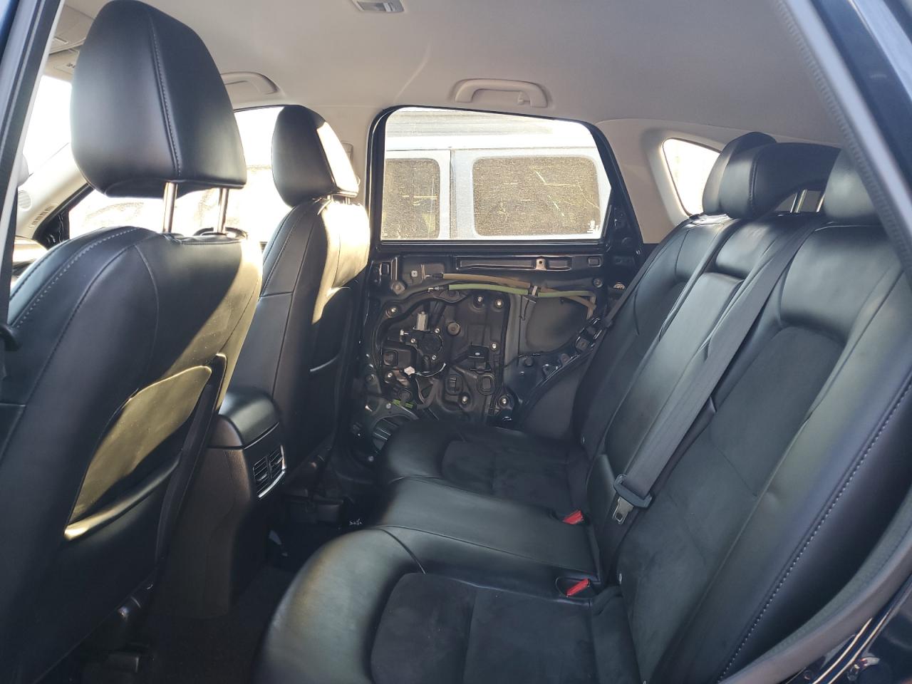 2020 Mazda CX-5 - Image 11