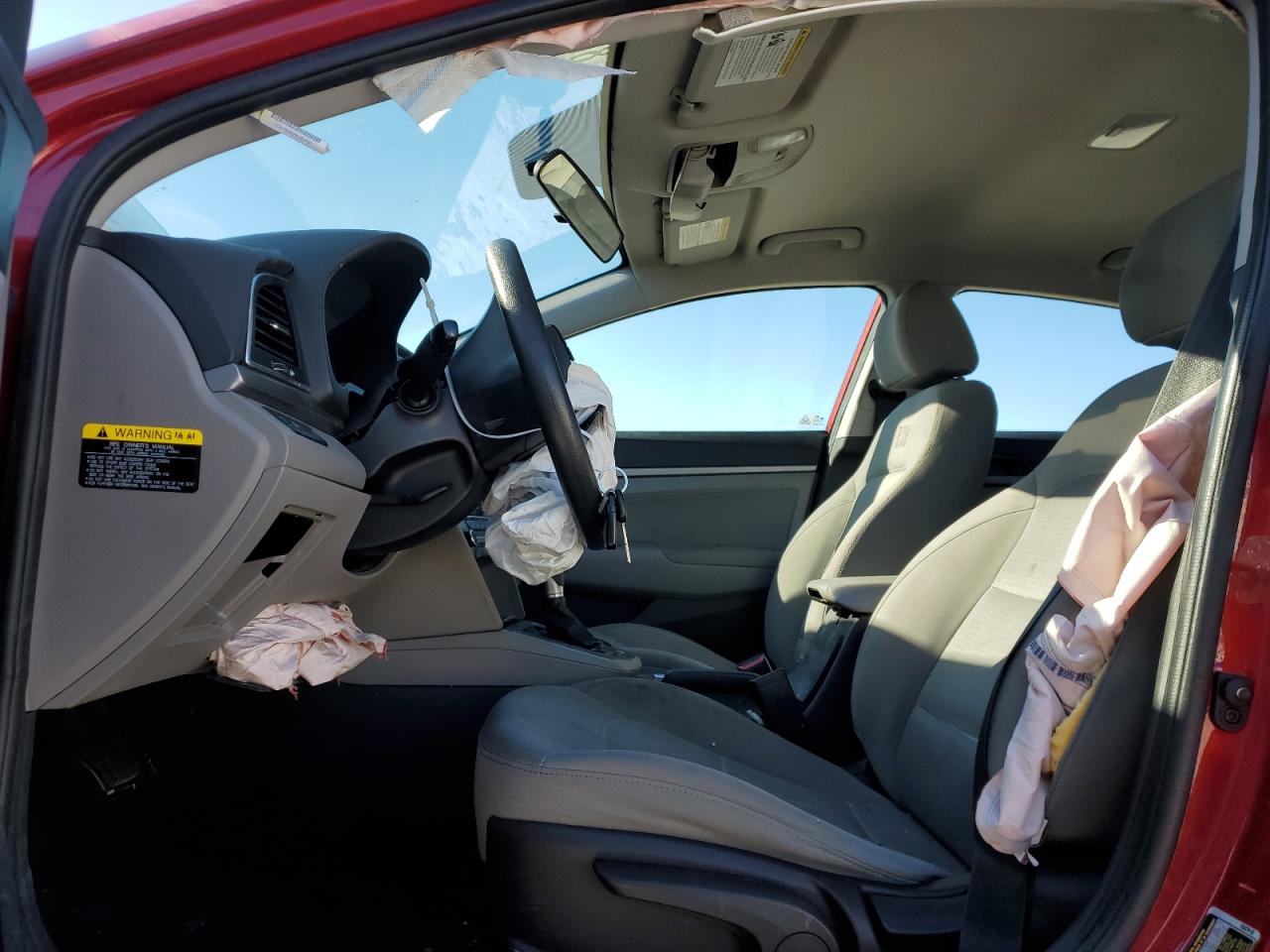 2018 Hyundai Elantra - Image 7