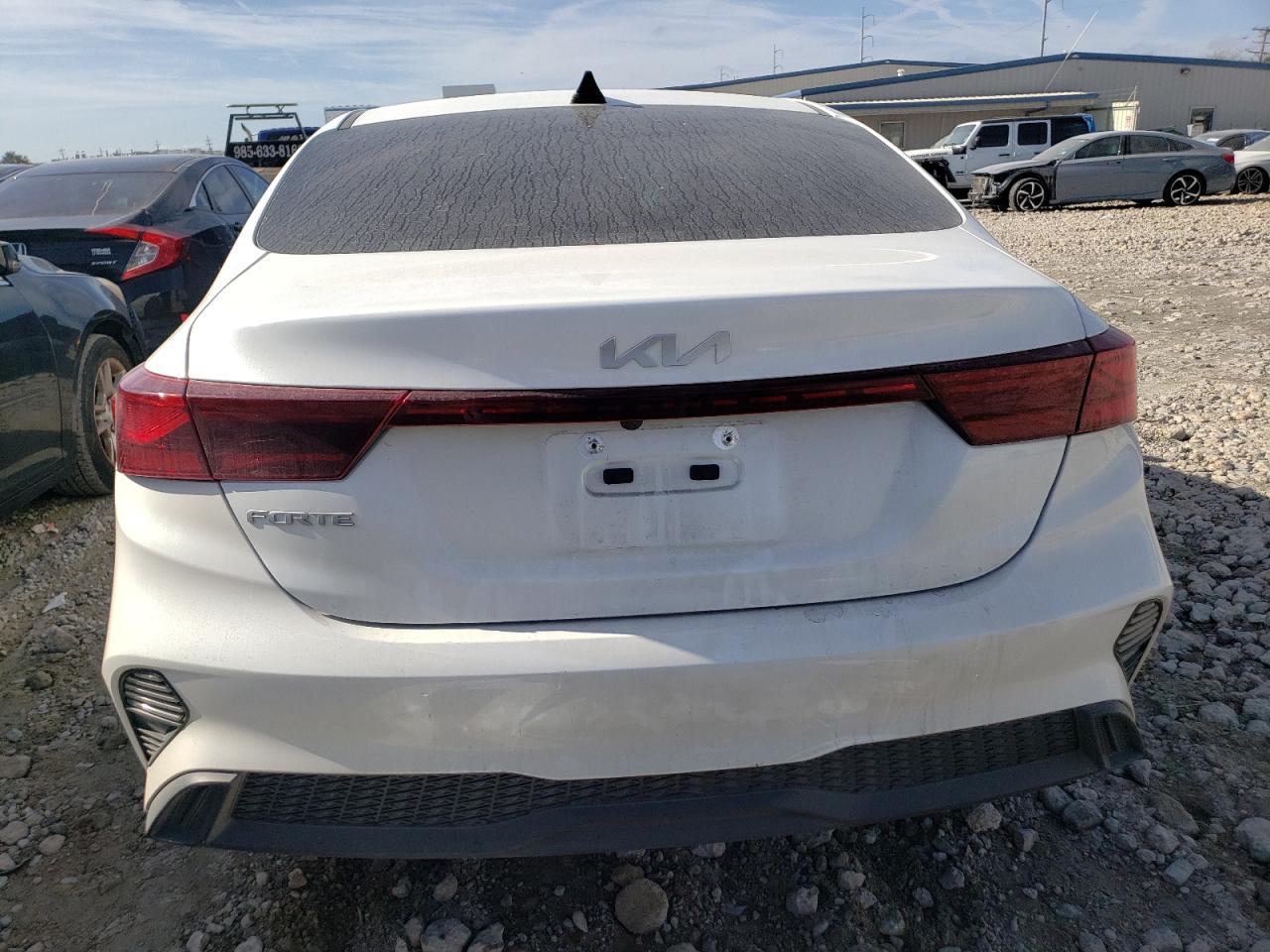 2024 Kia Forte - Image 6