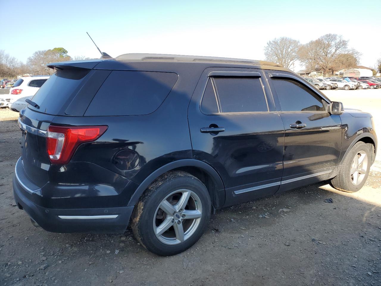 2018 Ford Explorer - Image 3