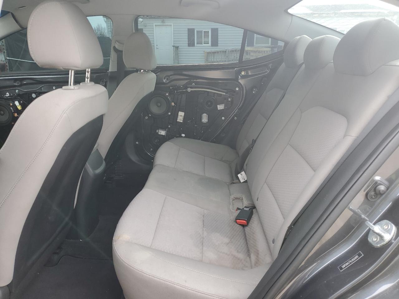 2020 Hyundai Elantra - Image 10