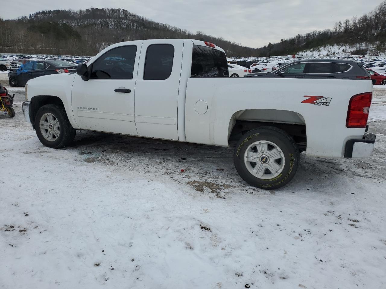 2013 Chevrolet Silverado - Image 2
