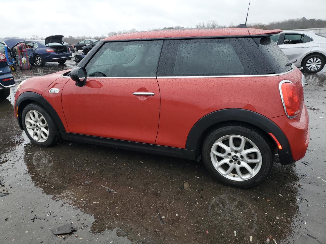 2015 MINI Cooper - Image 2