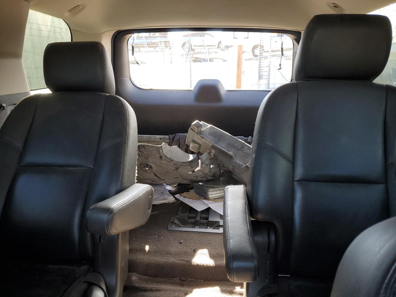 2014 GMC Yukon - Image 10