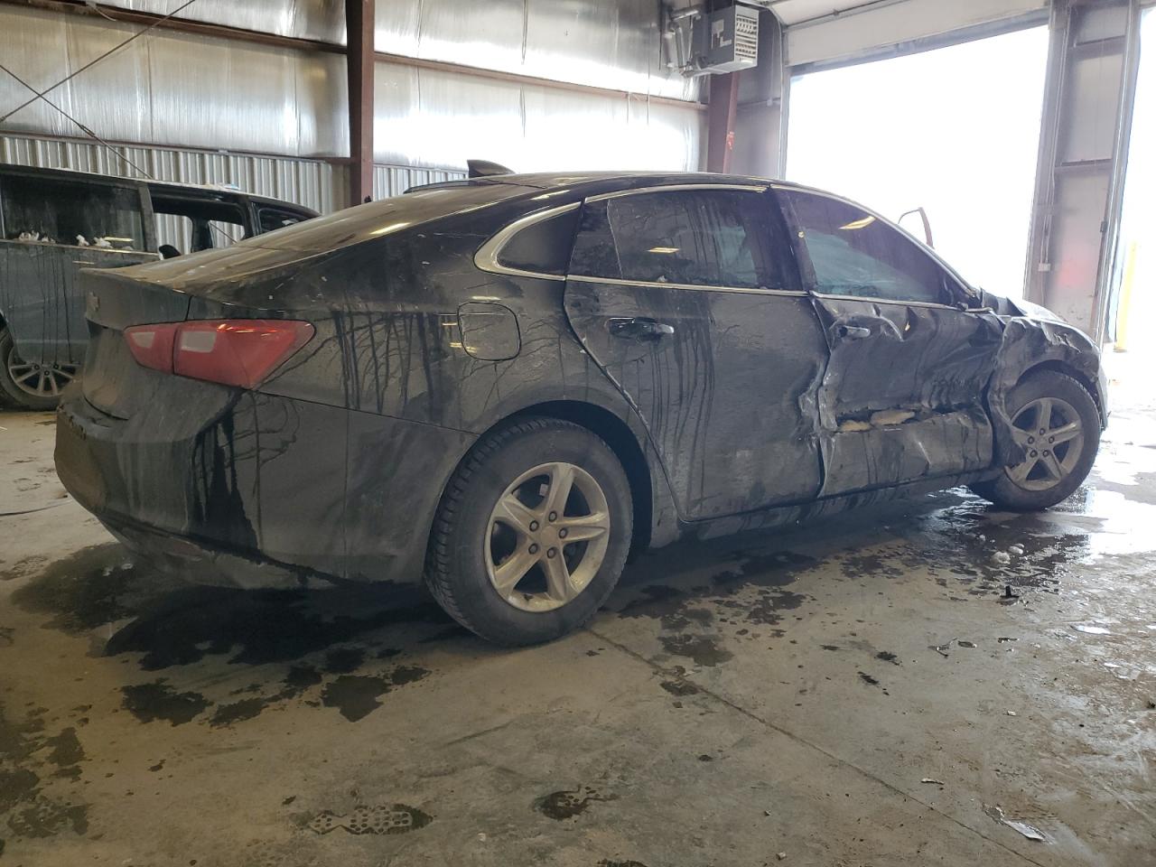 2022 Chevrolet Malibu - Image 3
