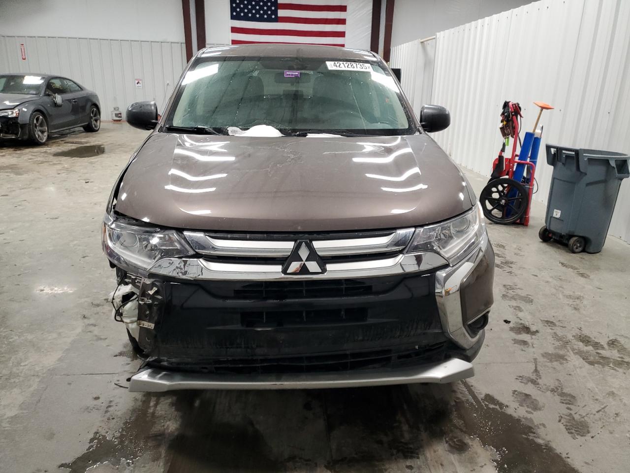 2018 Mitsubishi Outlander - Image 5