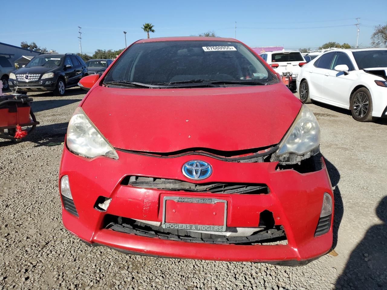 2012 Toyota Prius - Image 5