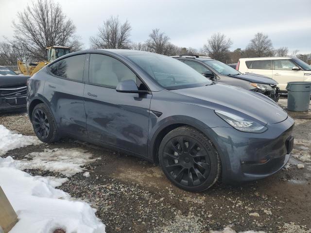  TESLA MODEL Y 2022 Черный