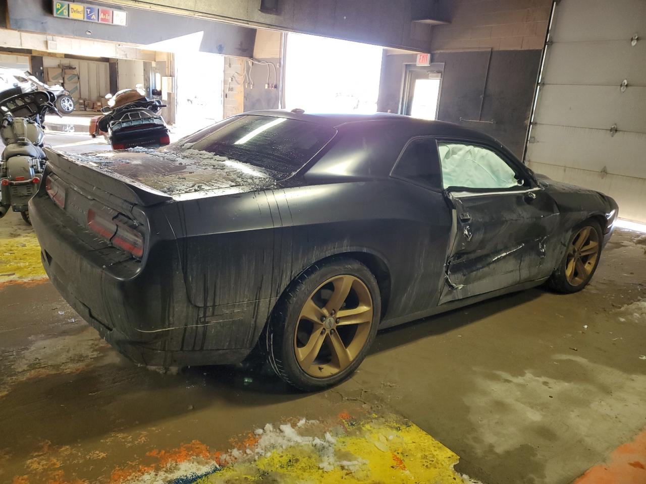 2019 Dodge Challenger - Image 3