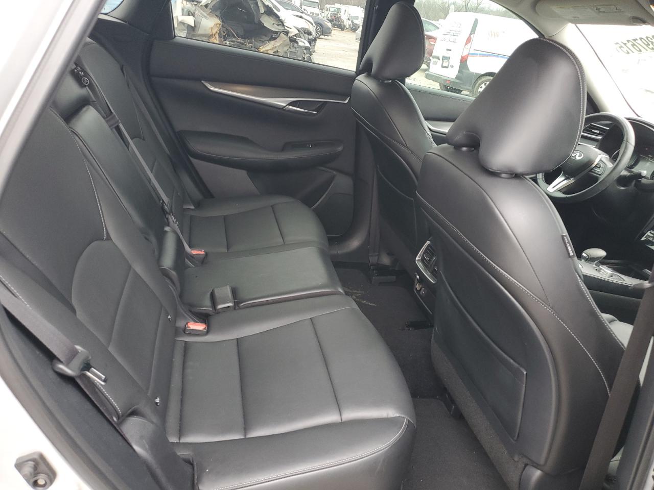 2020 Infiniti QX50 - Image 11
