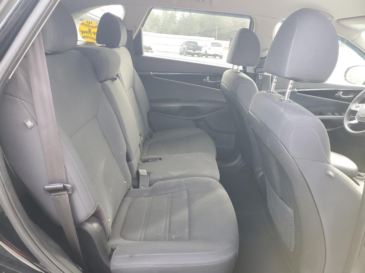2019 Kia Sorento - Image 11