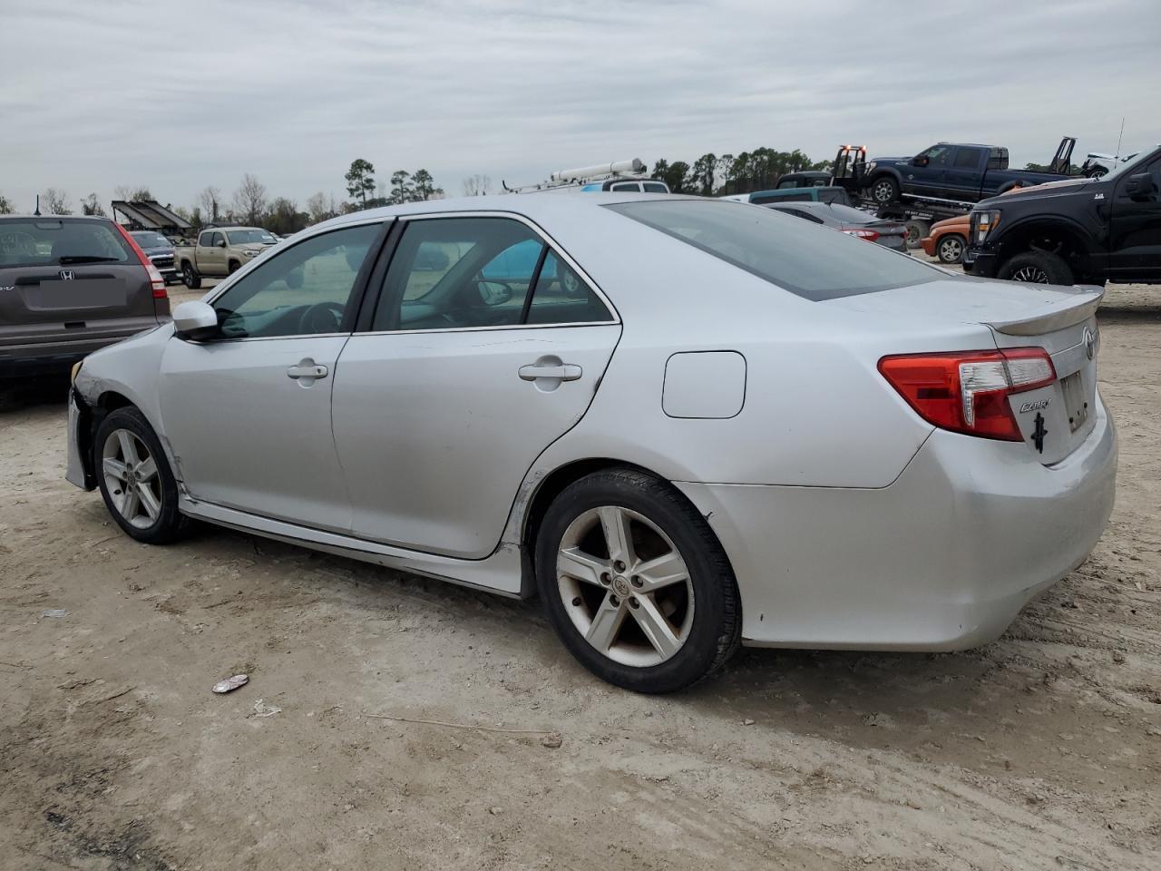 2013 Toyota Camry - Image 2