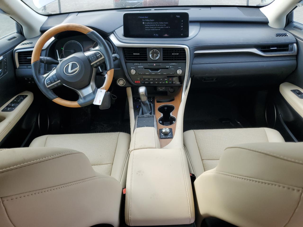 2021 Lexus RX - Image 8