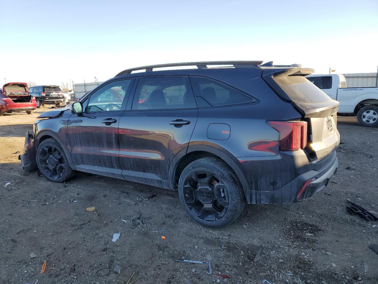 2025 Kia Sorento - Image 2
