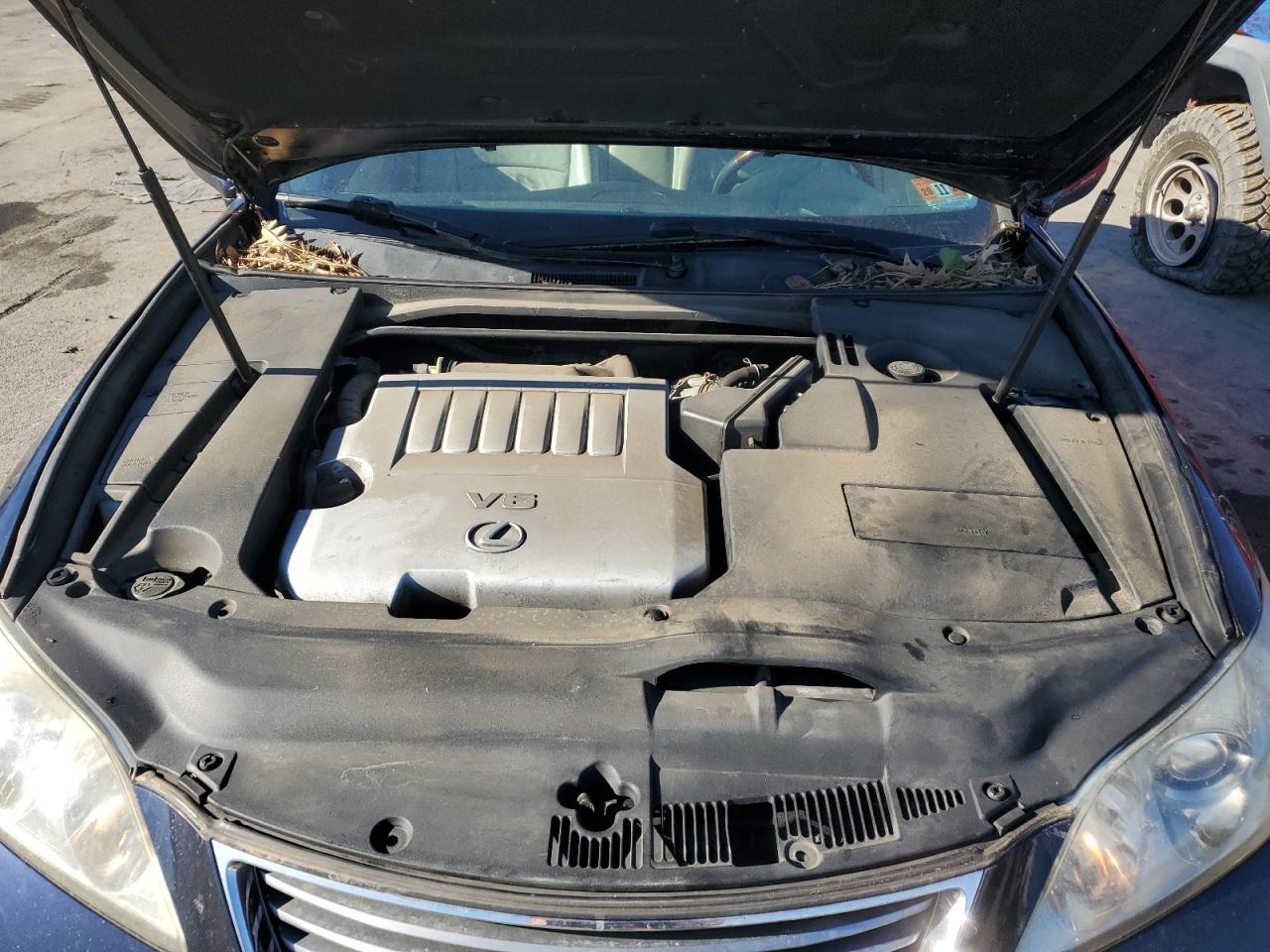 2009 Lexus ES - Image 11