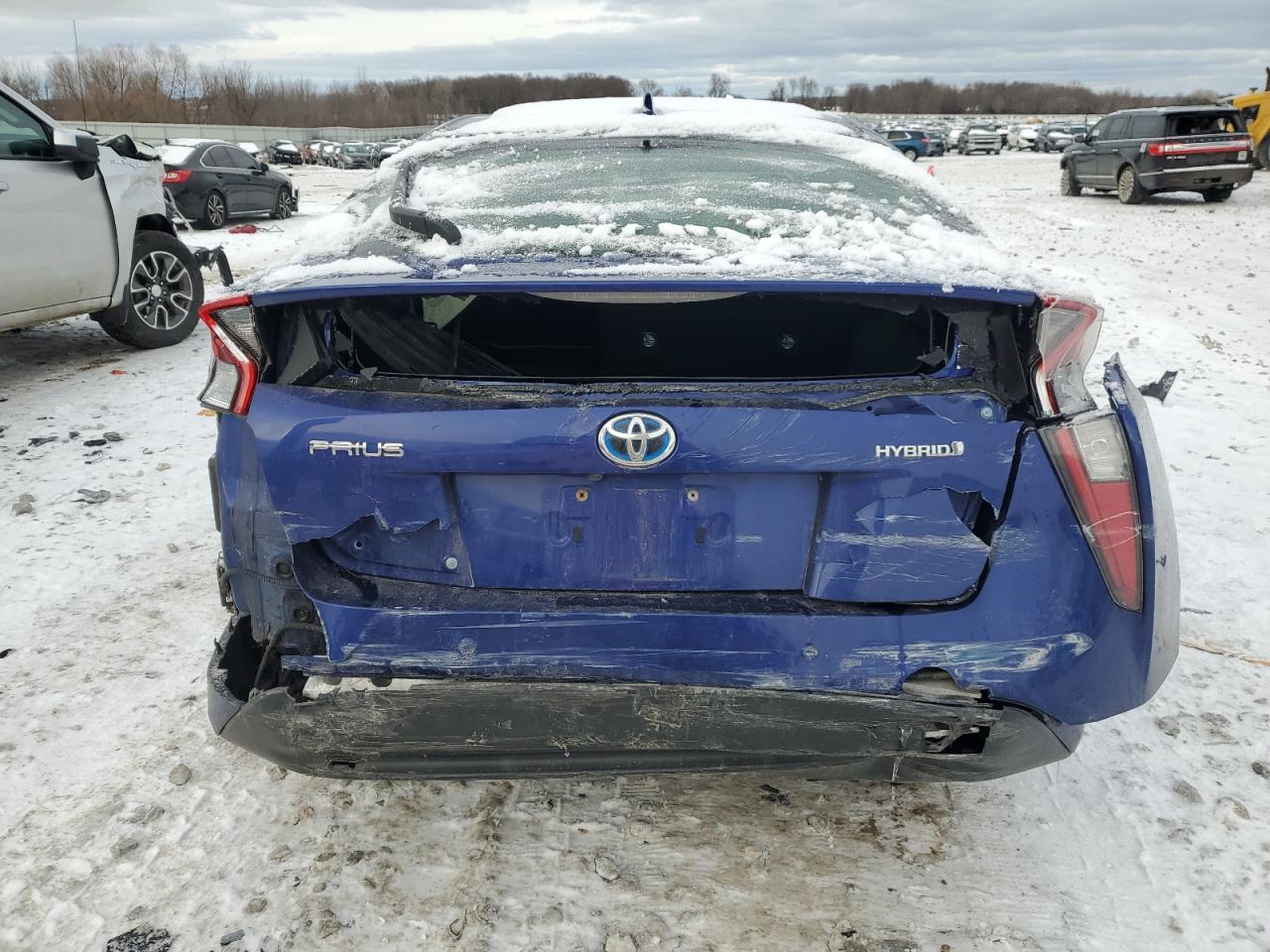 2017 Toyota Prius - Image 6
