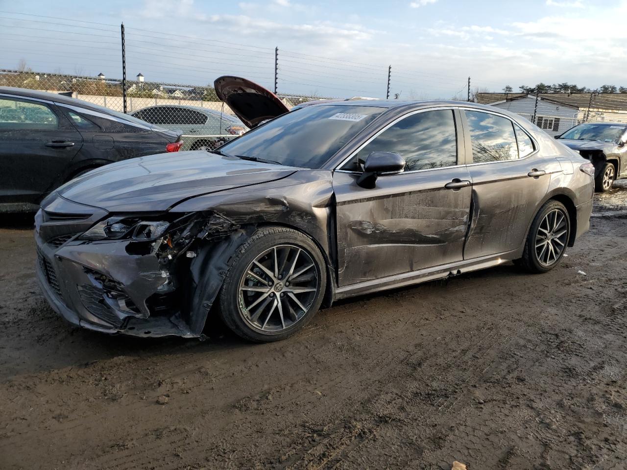 2023 Toyota Camry - Image 1
