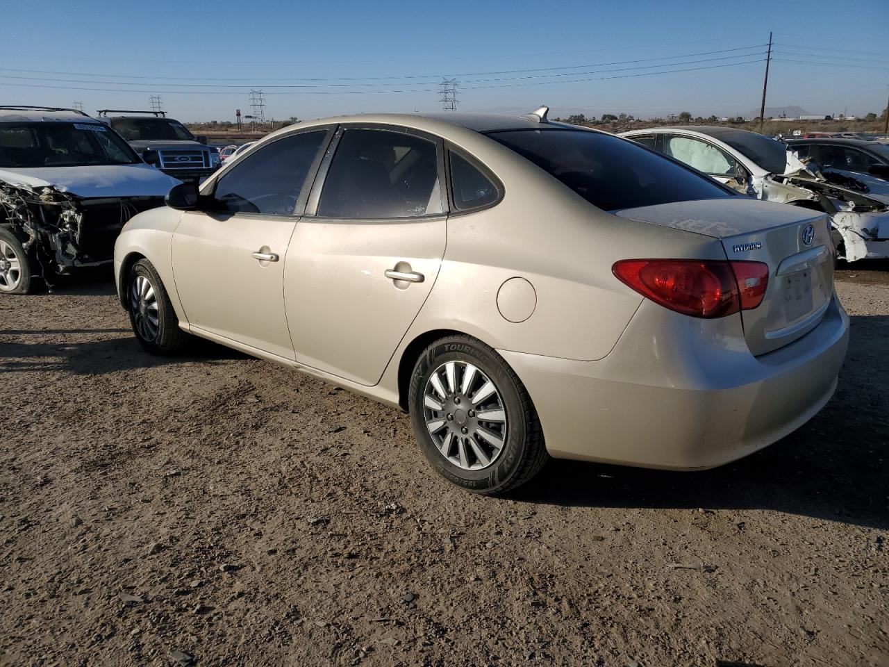 2010 Hyundai Elantra - Image 2