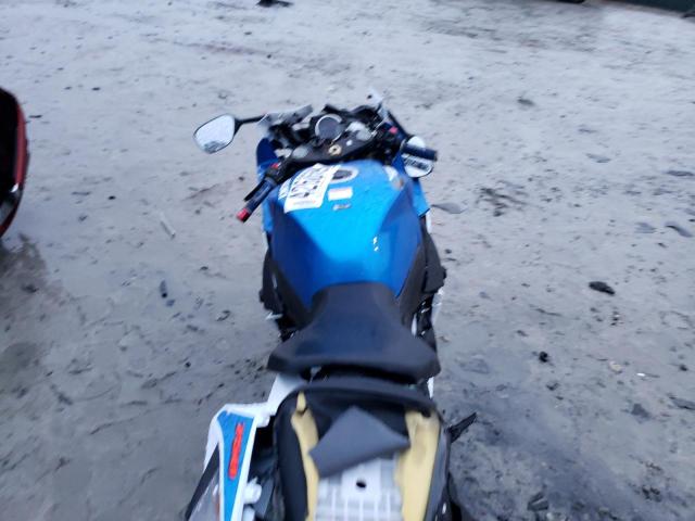2025 SUZUKI GSX-R750 