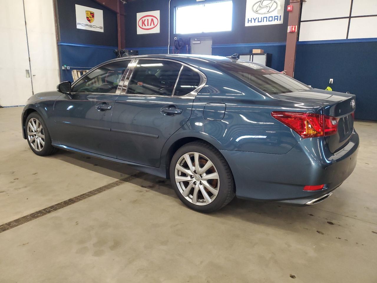 2013 Lexus GS - Image 2