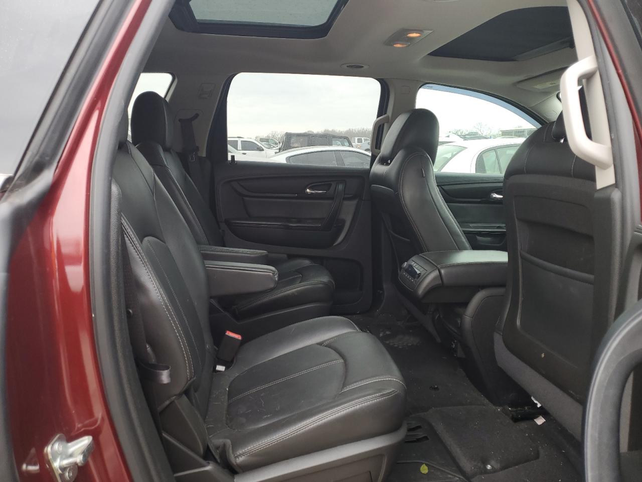 2017 Chevrolet Traverse - Image 11