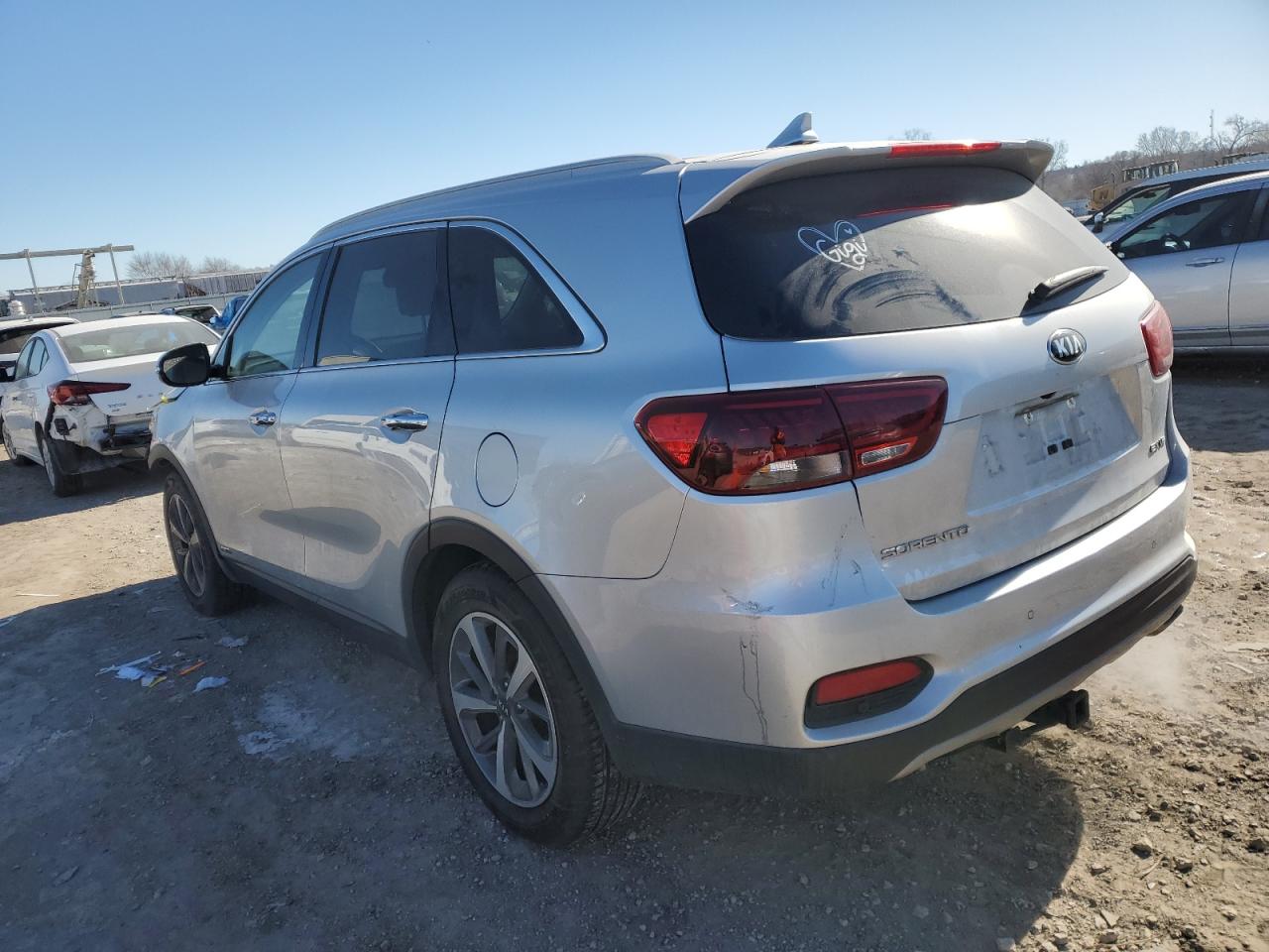 2019 Kia Sorento - Image 2