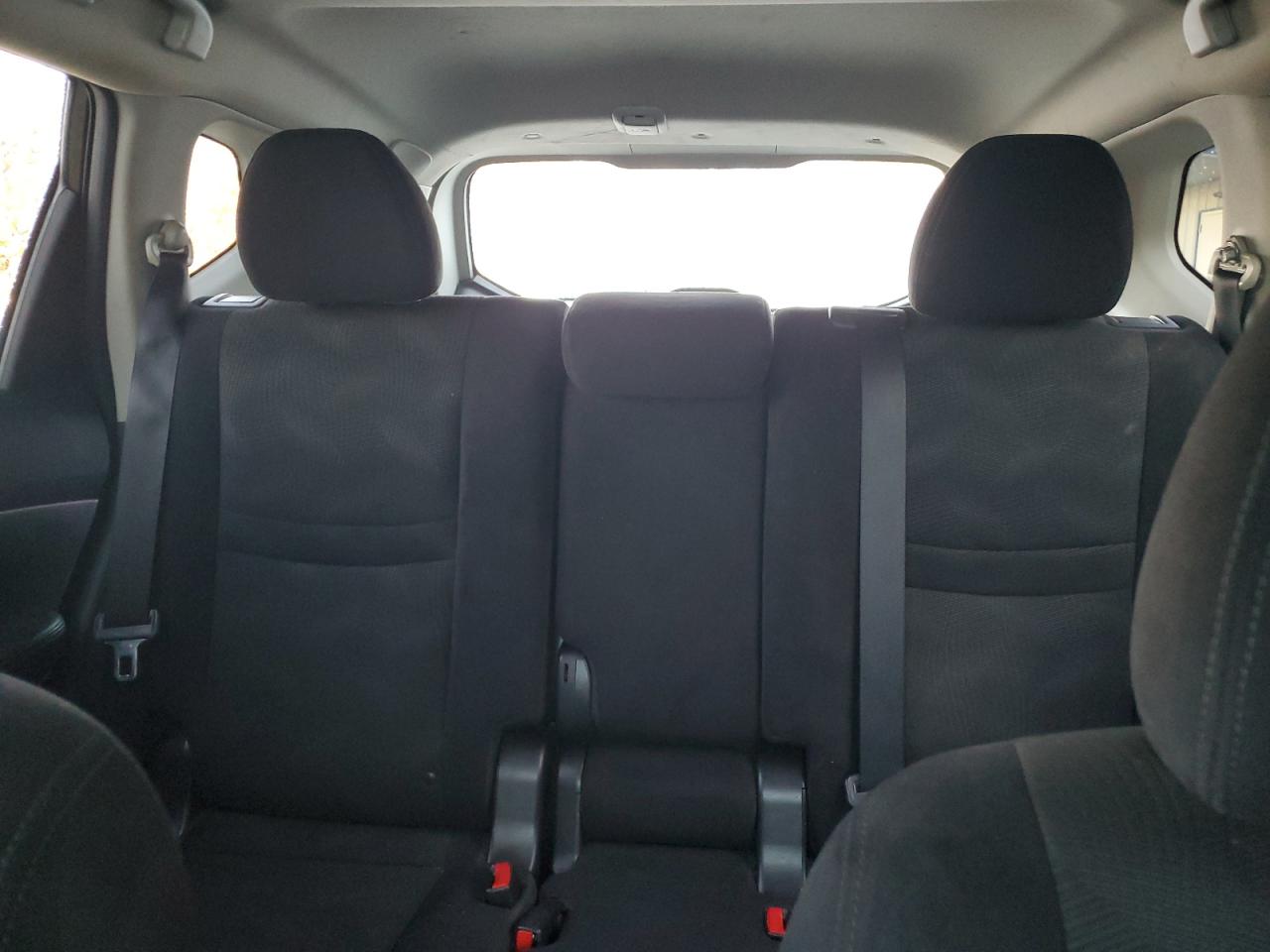 2014 Nissan Rogue - Image 10