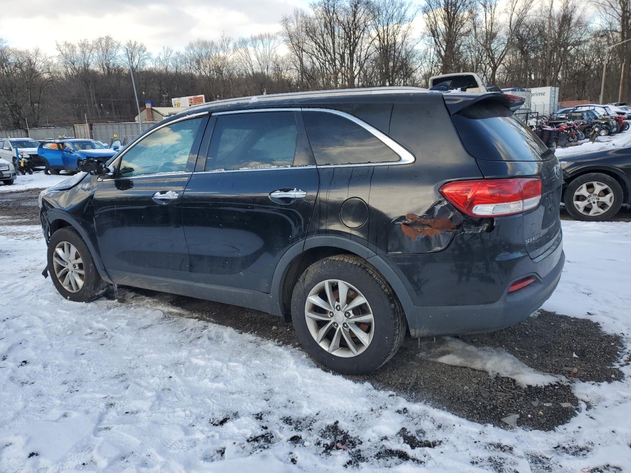 2016 Kia Sorento - Image 2