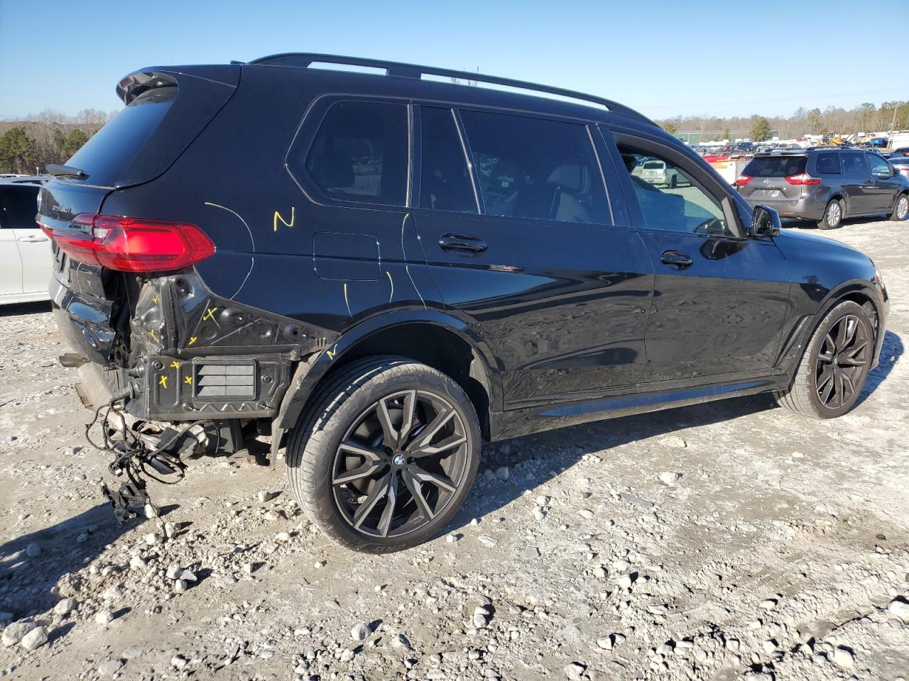 2019 BMW X7 - Image 3