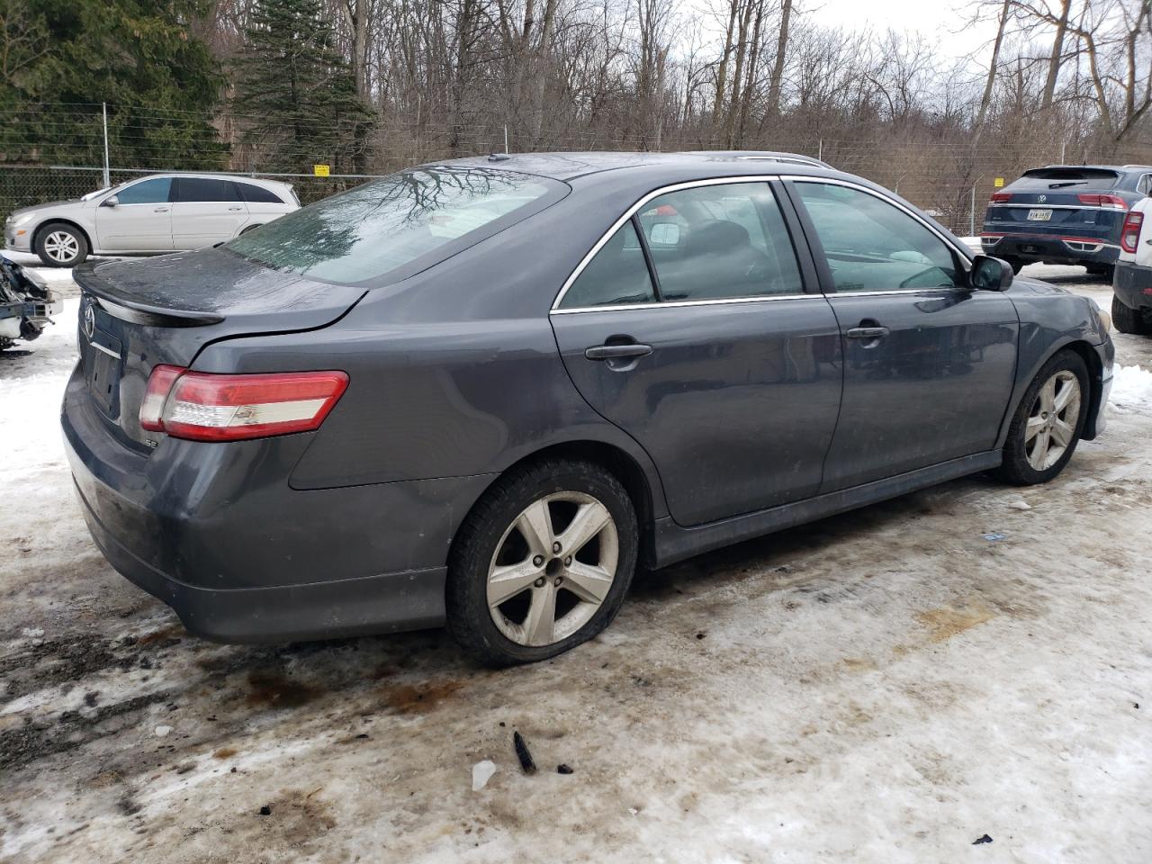 2010 Toyota Camry - Image 3