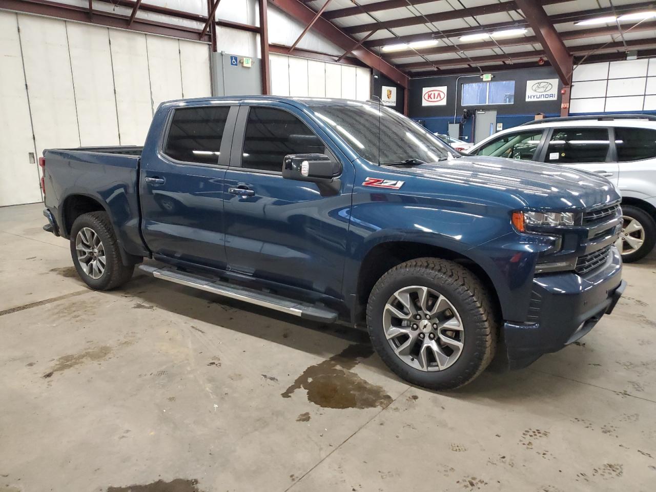 2019 Chevrolet Silverado - Image 4