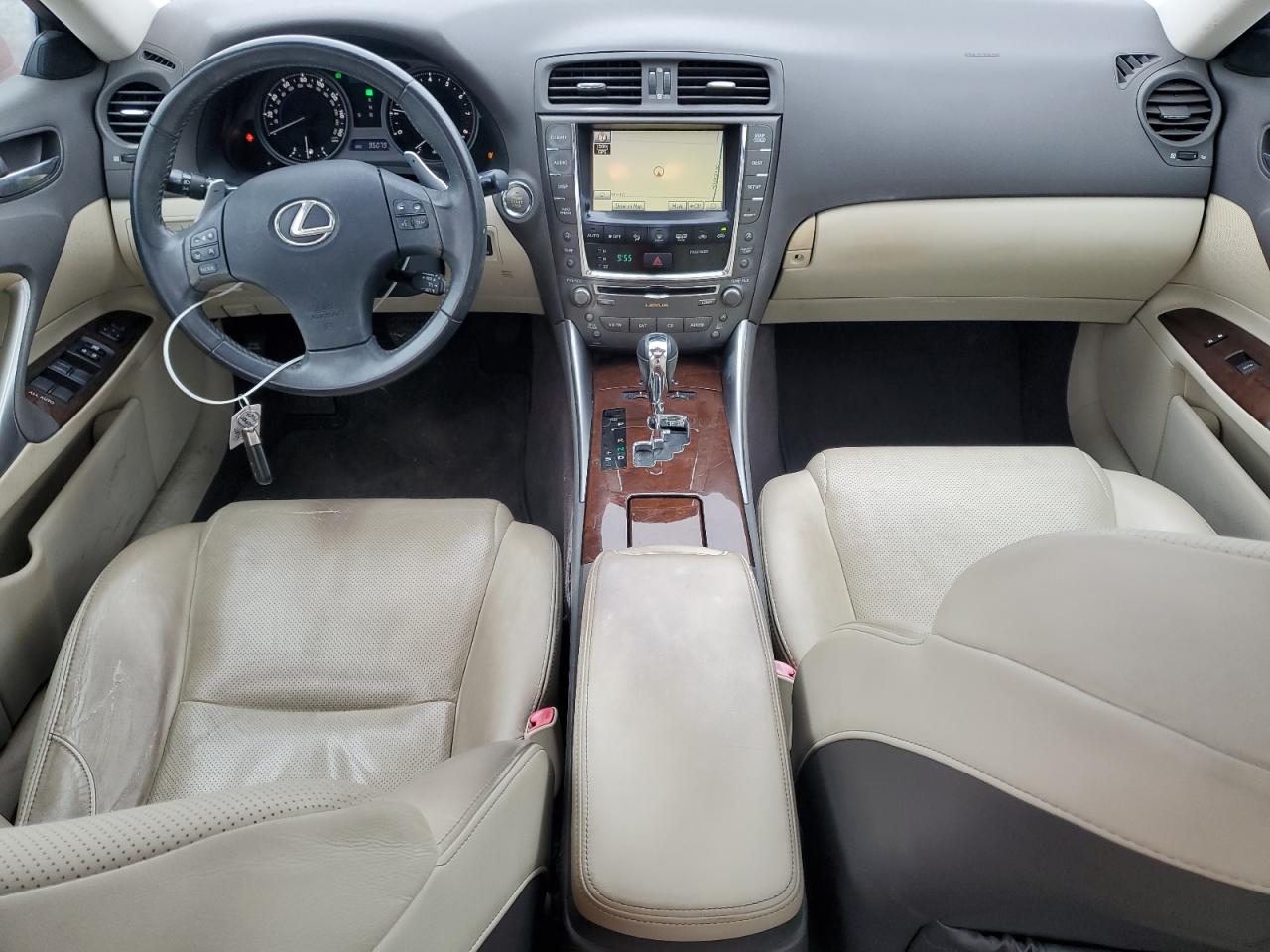 2010 Lexus IS - Image 8