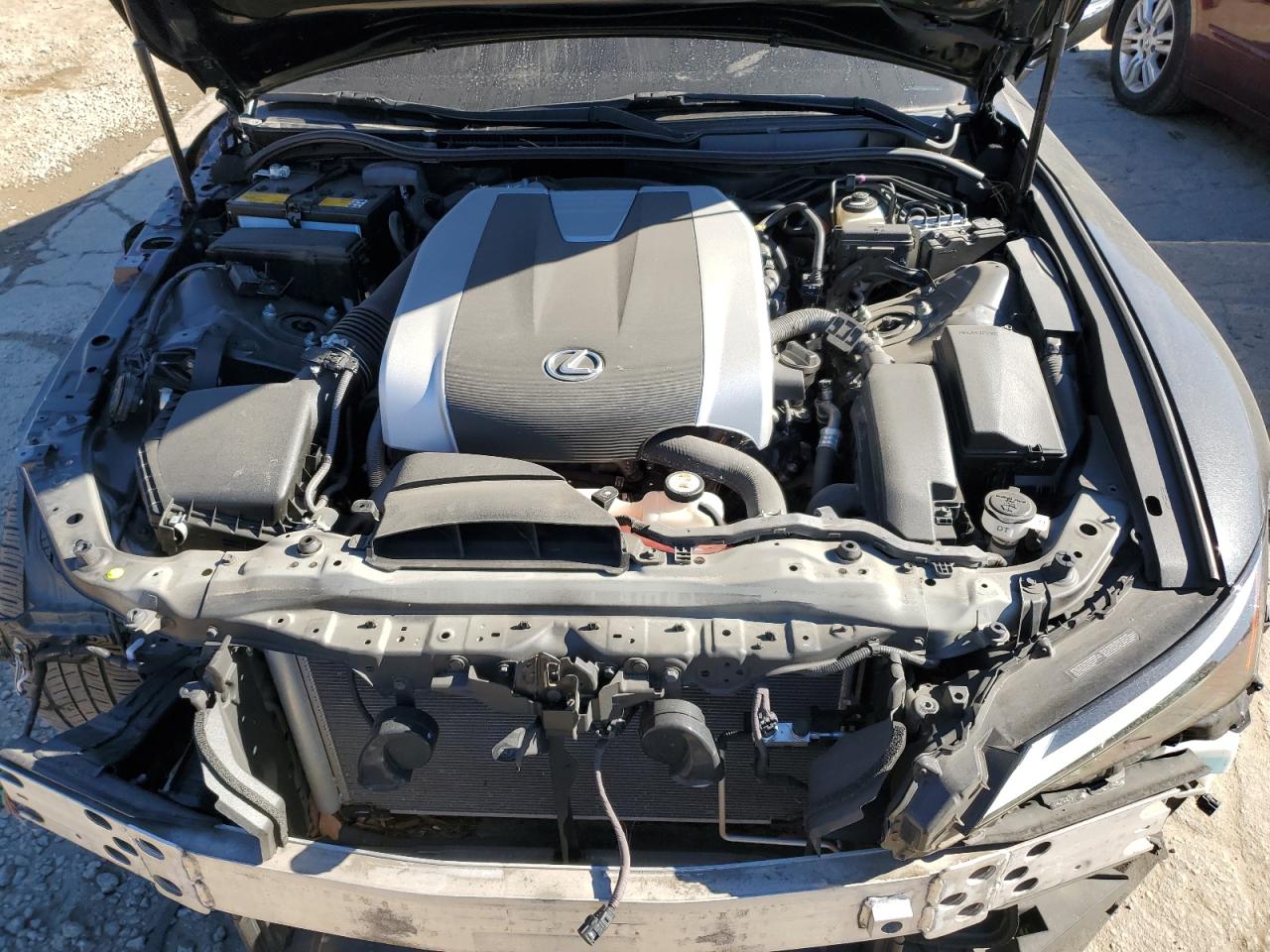2021 Lexus IS - Image 11