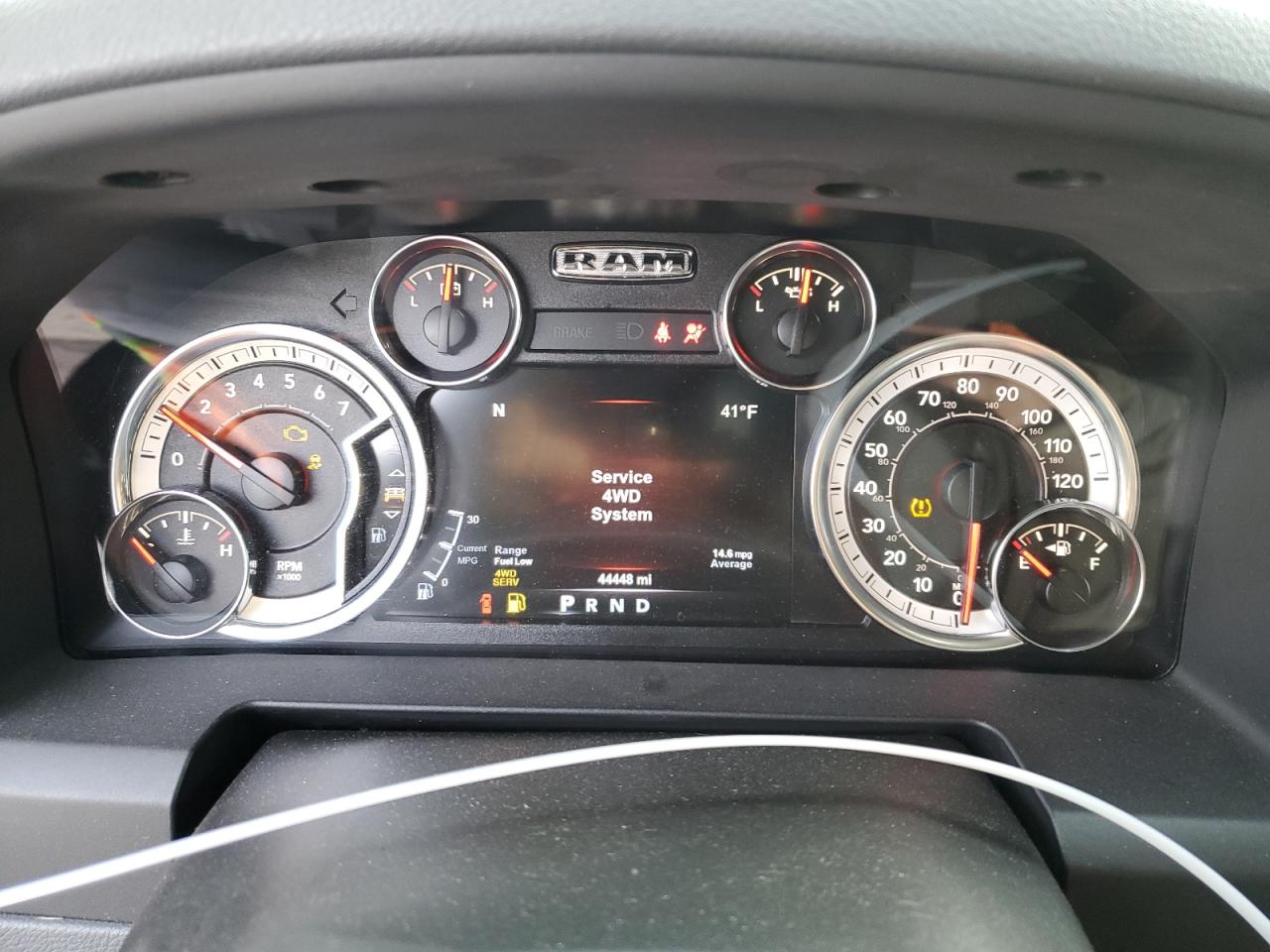 2017 RAM 1500 - Image 9