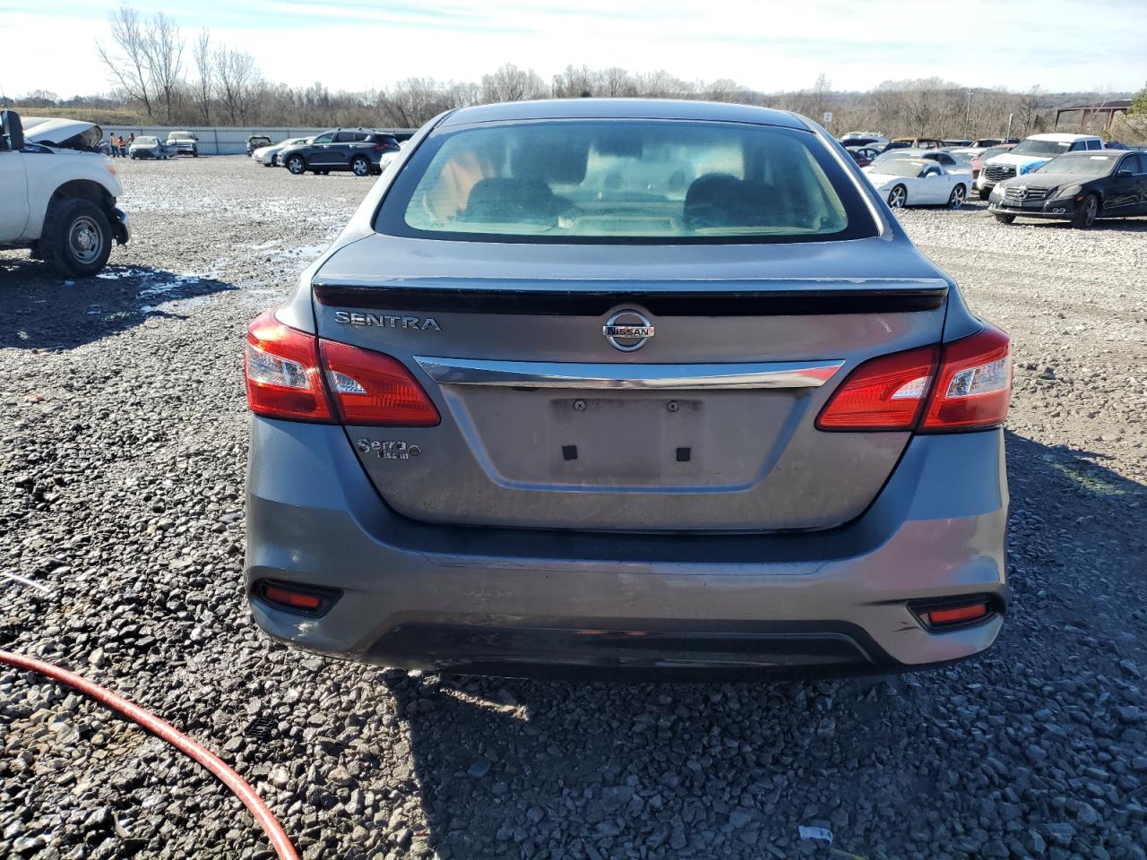 2018 Nissan Sentra - Image 6