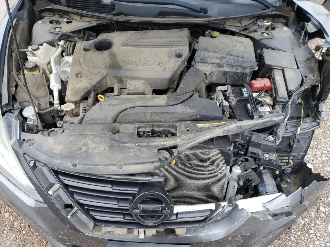 2018 Nissan Altima - Image 13
