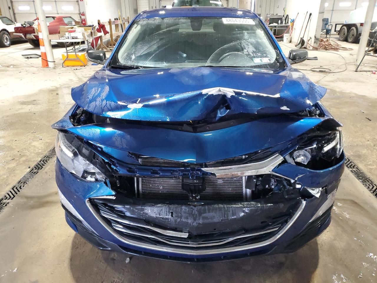 2019 Chevrolet Malibu - Image 5