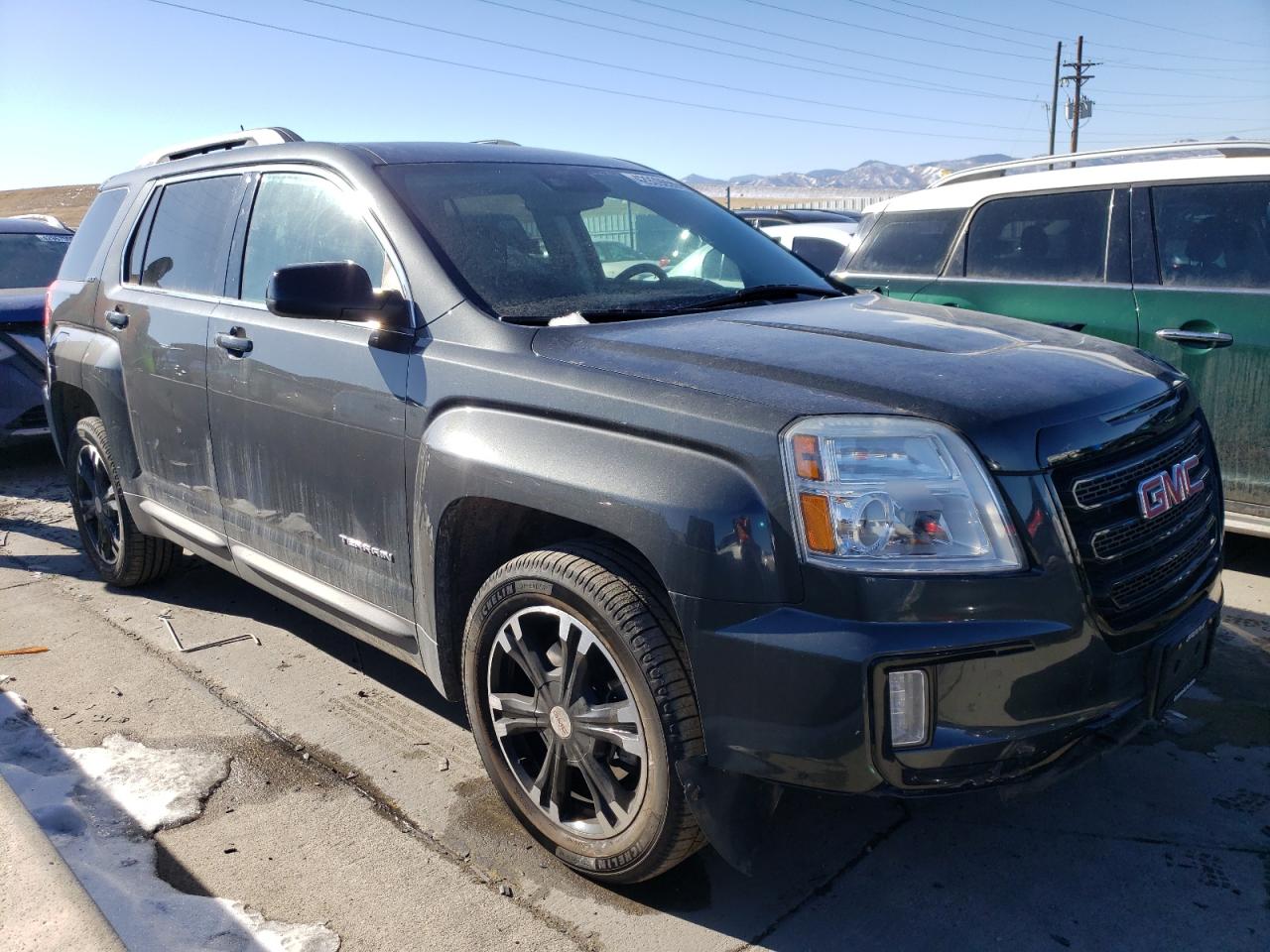 2017 GMC Terrain - Image 4