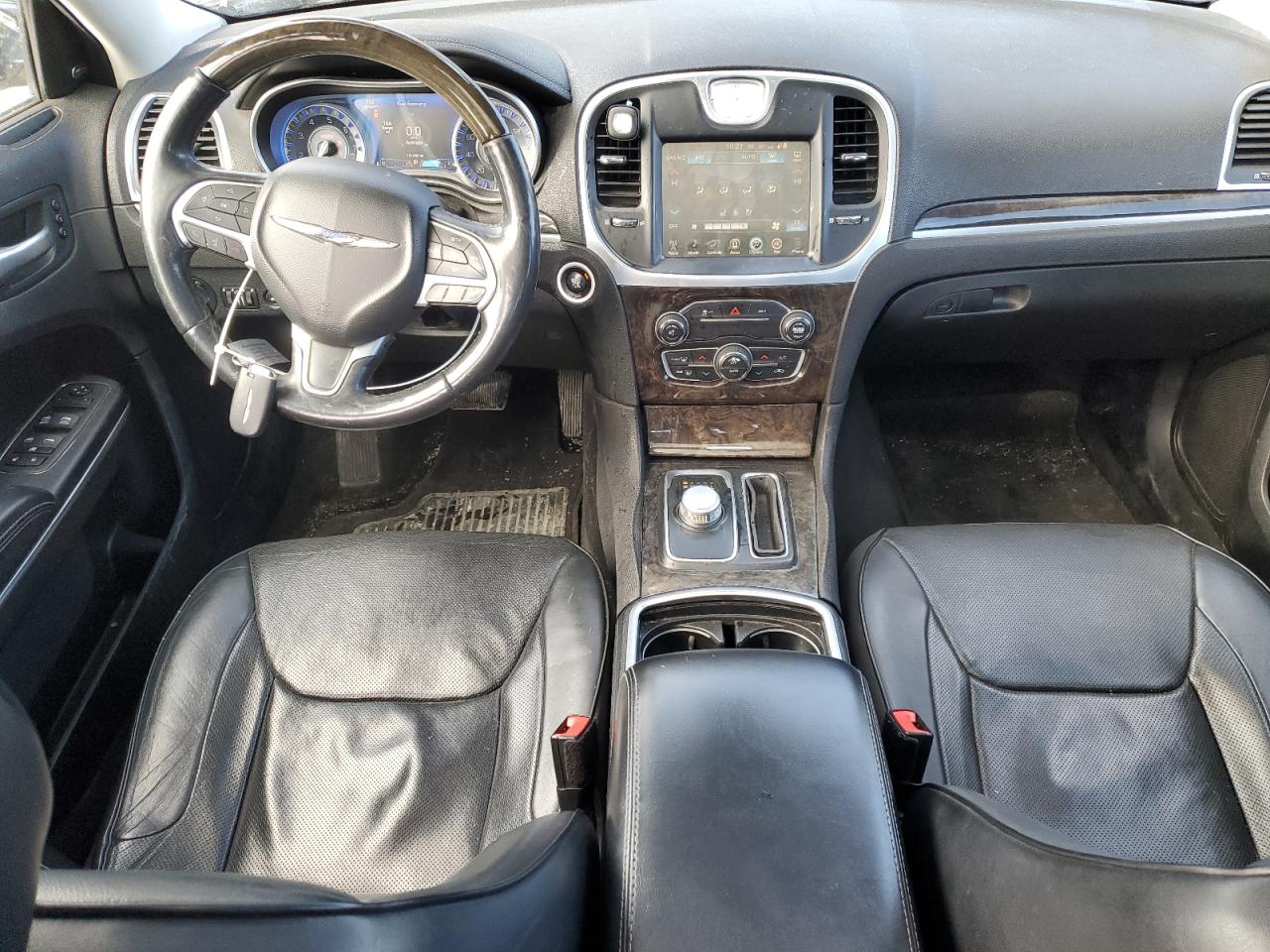 2015 Chrysler 300 - Image 8