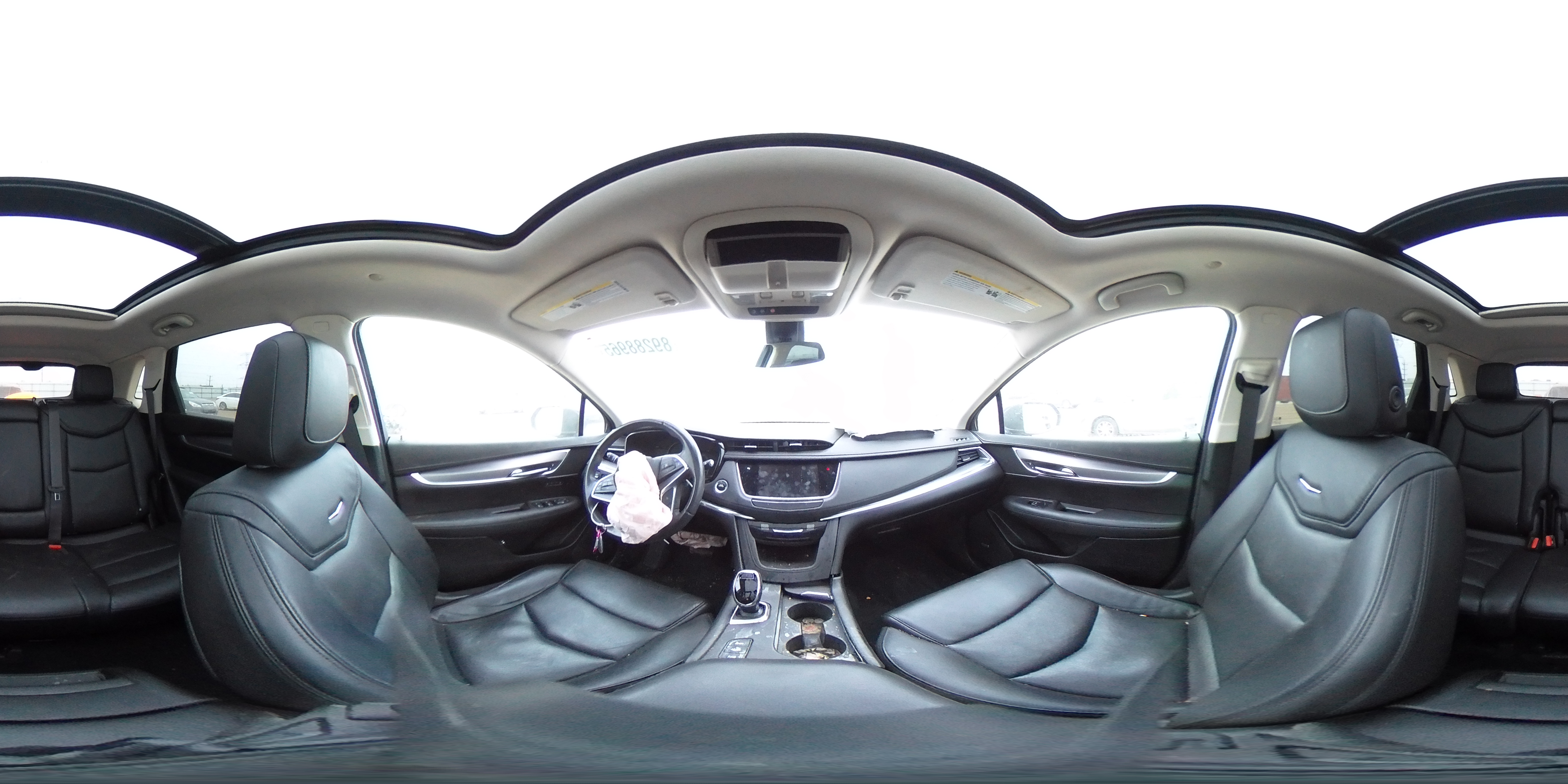 2019 Cadillac XT5 - Image 13