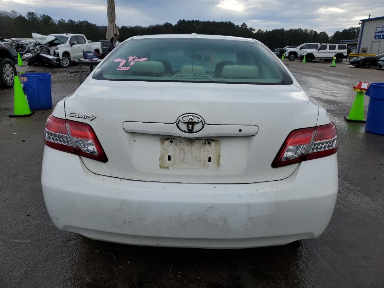 2011 Toyota Camry - Image 6
