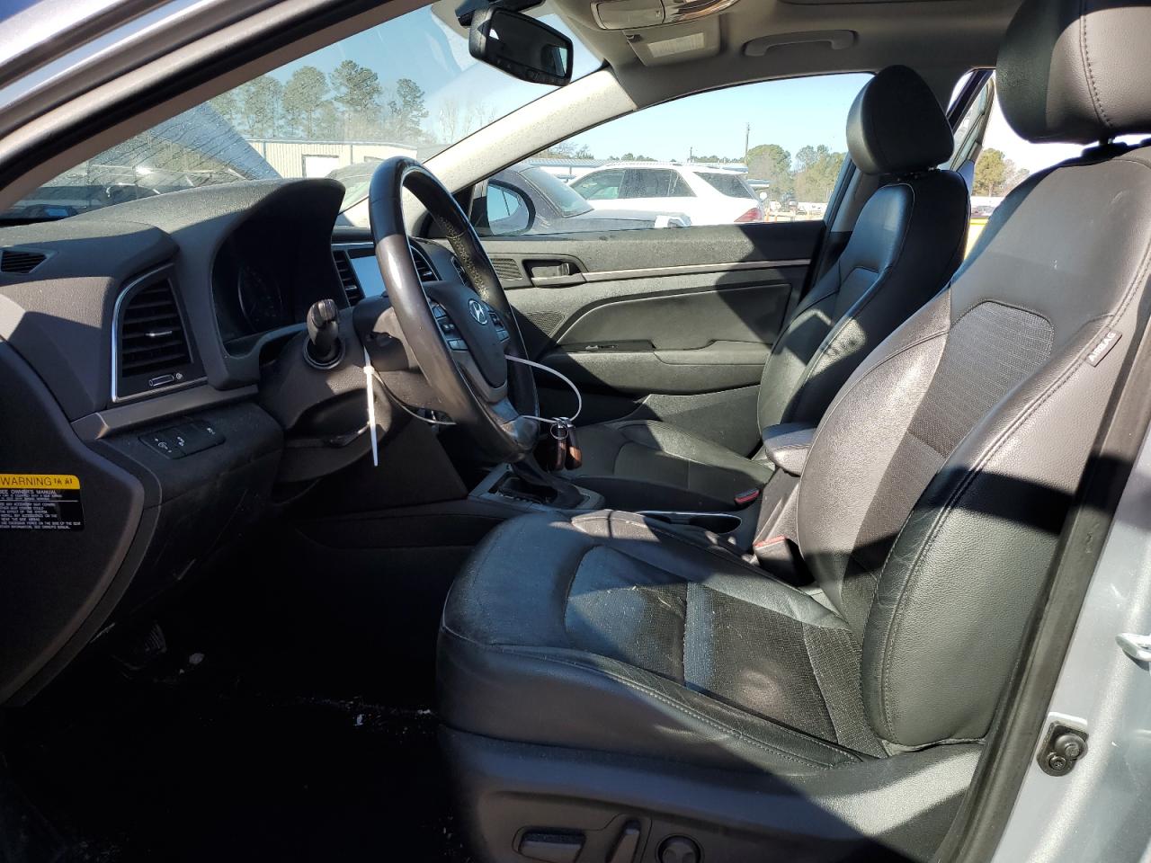 2017 Hyundai Elantra - Image 7