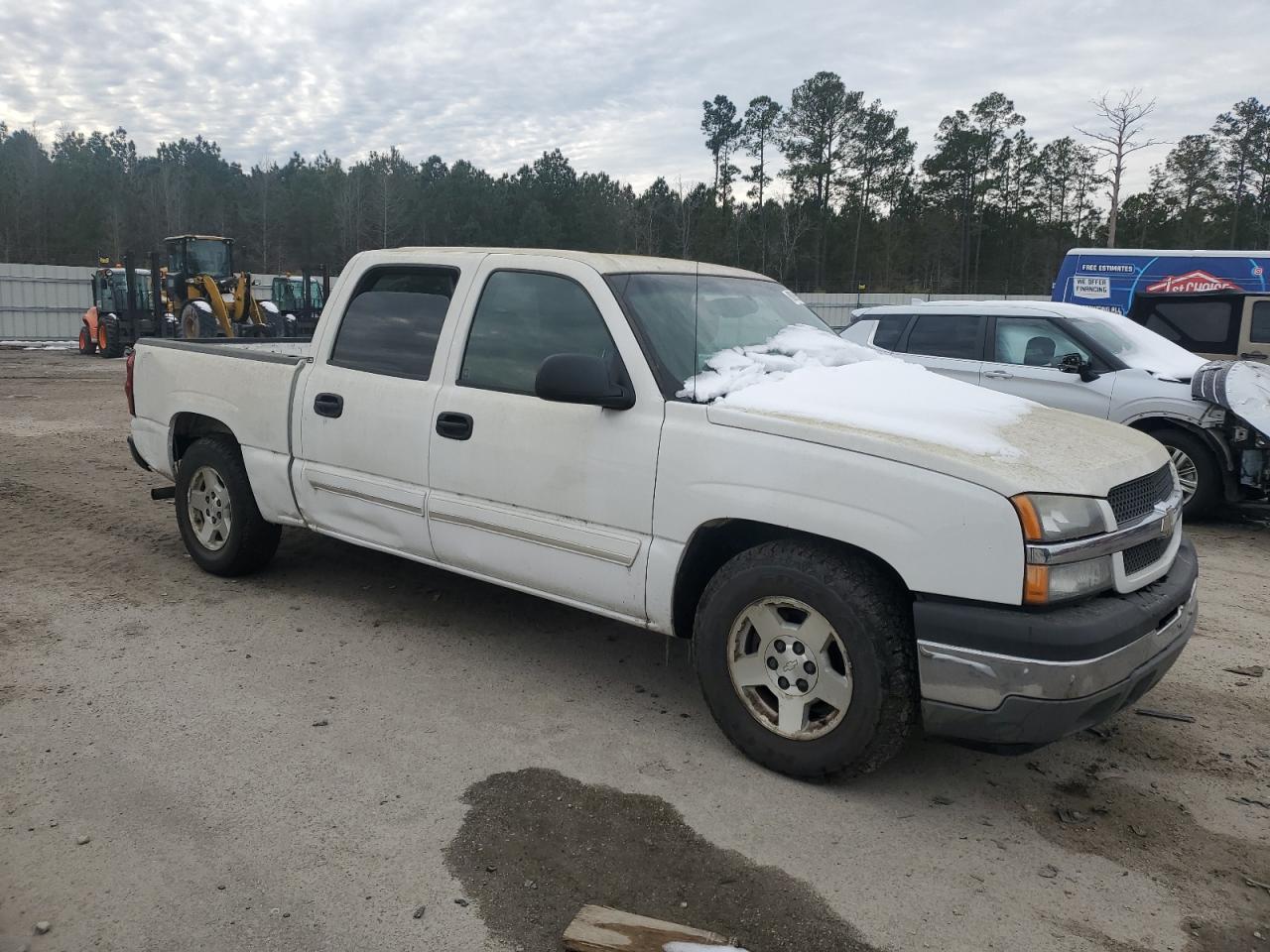 2005 Chevrolet Silverado - Image 4