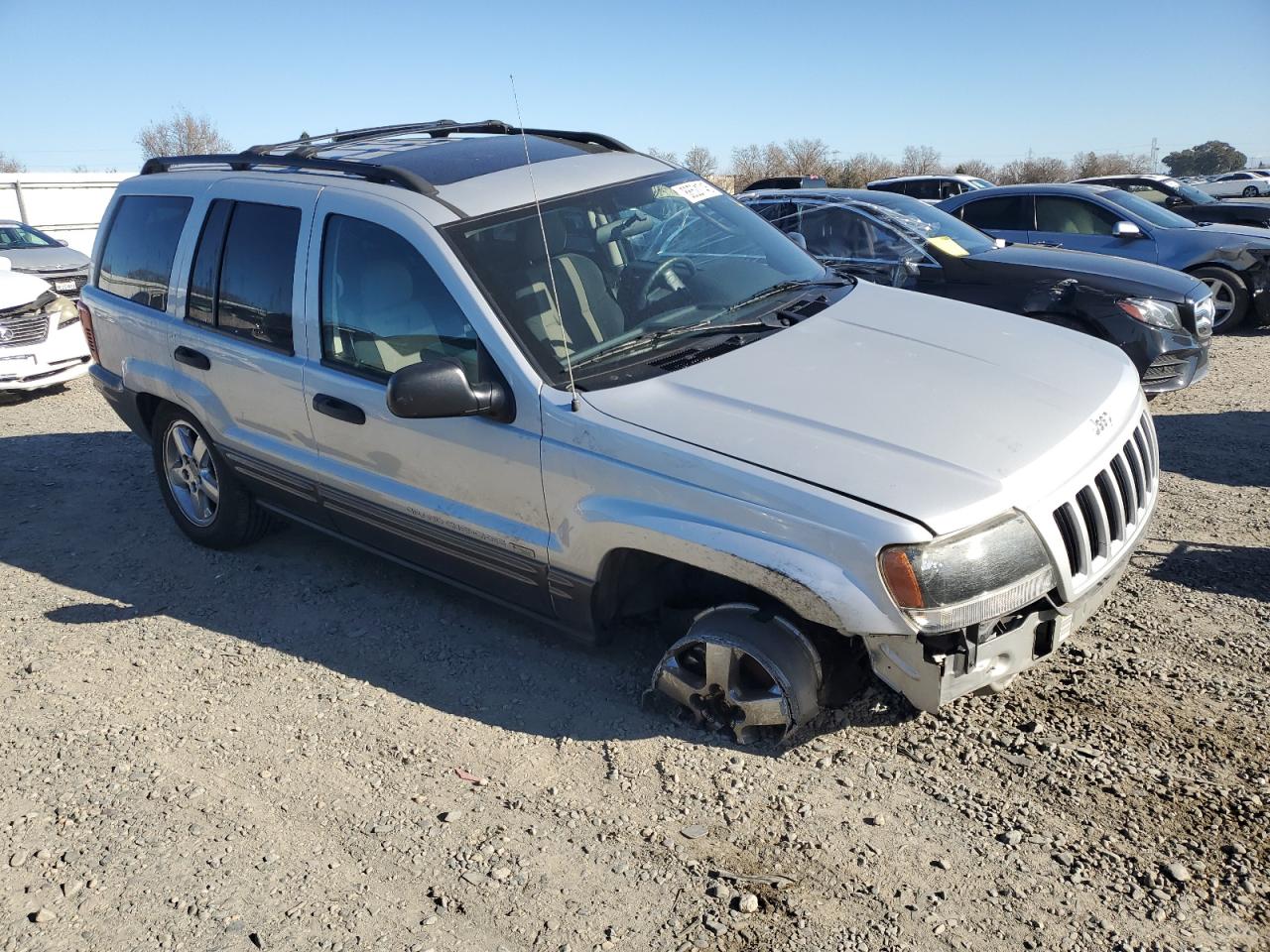 2004 Jeep Grand Cherokee - Image 4