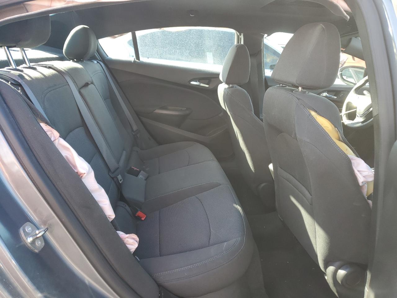 2018 Chevrolet Cruze - Image 10