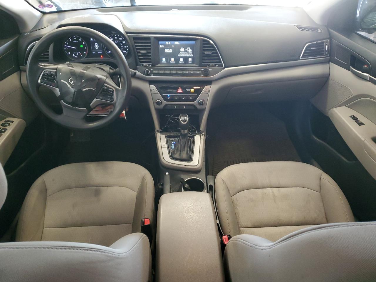 2018 Hyundai Elantra - Image 8
